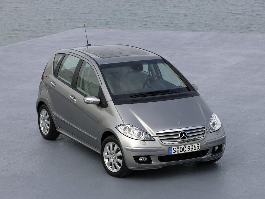  Mercedes-Benz A200 5-Door 2004 года  (фото 11 из 16)